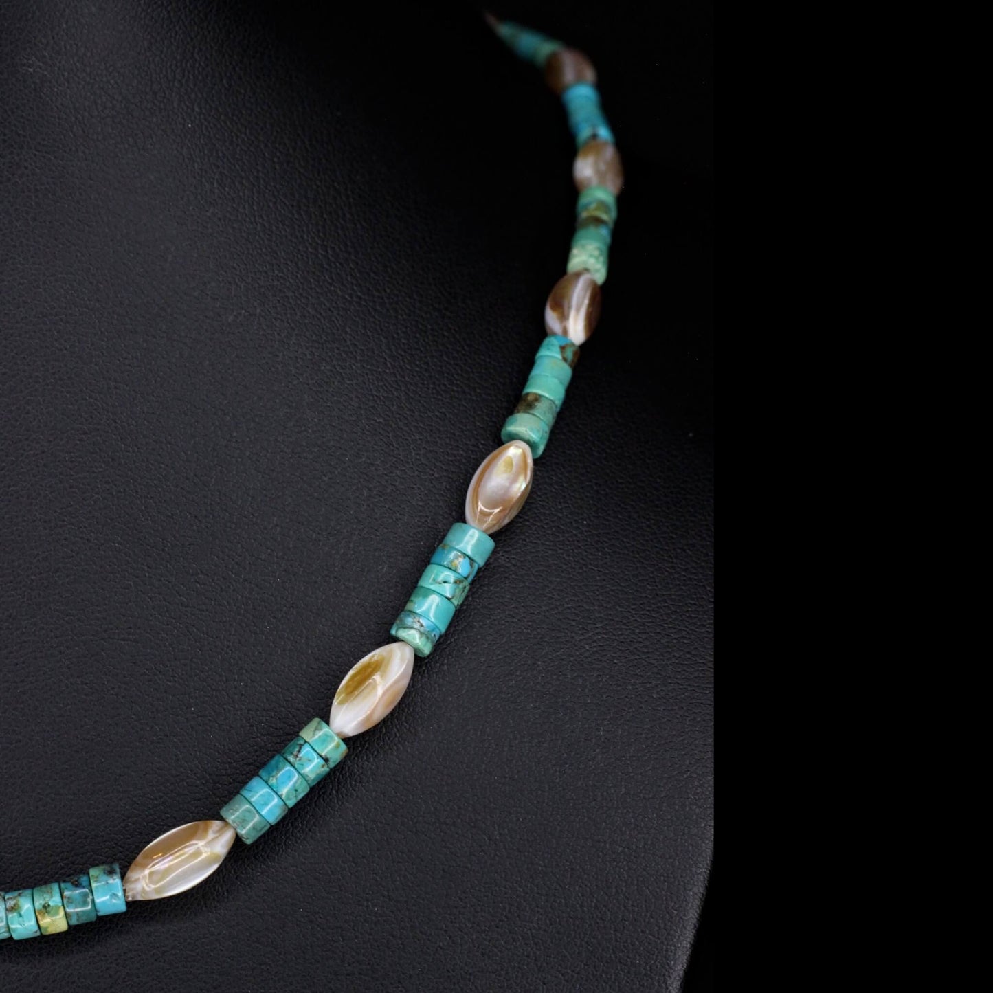 Ocean Song Choker