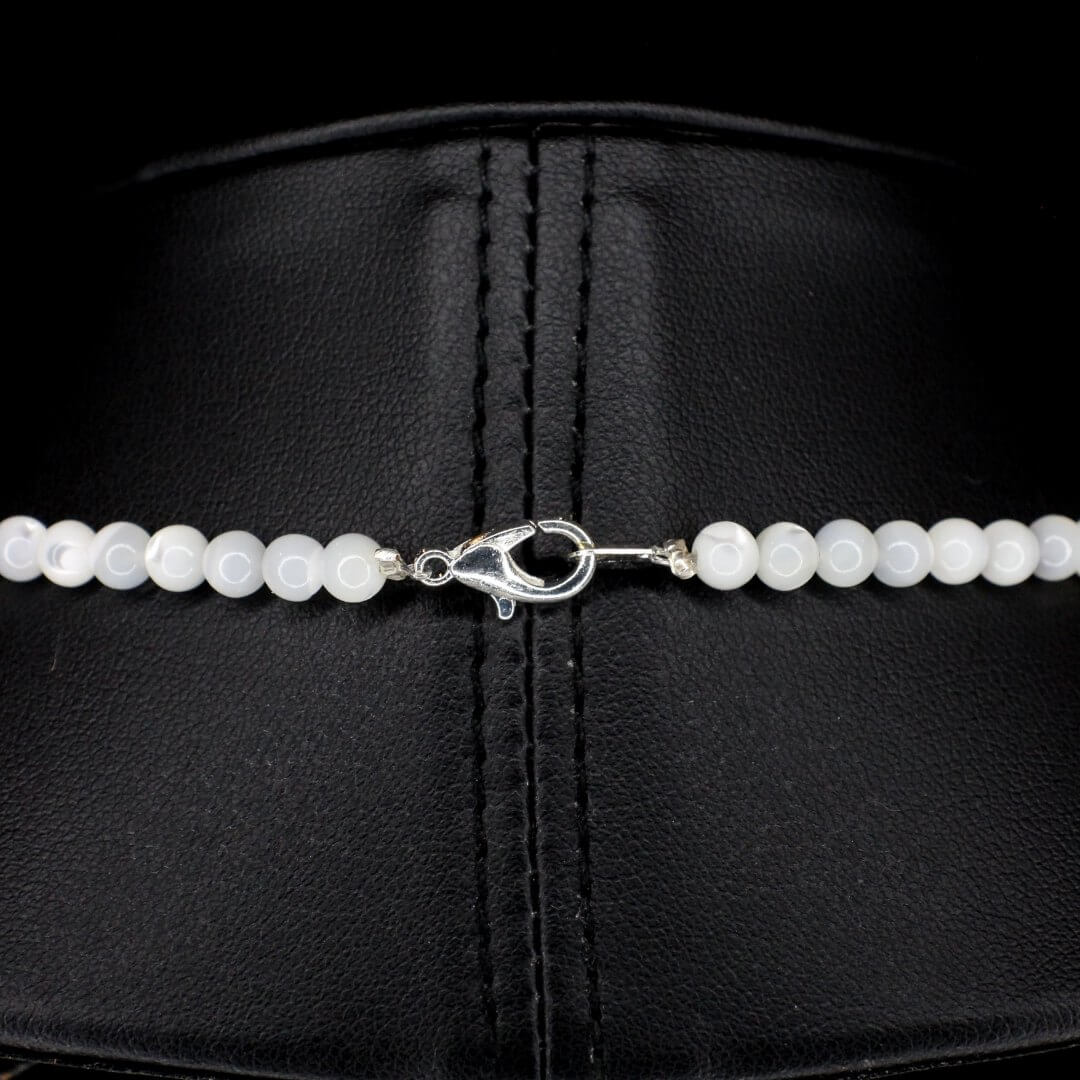 Mother of Pearl Heart & Tapered Turquoise 16" Choker