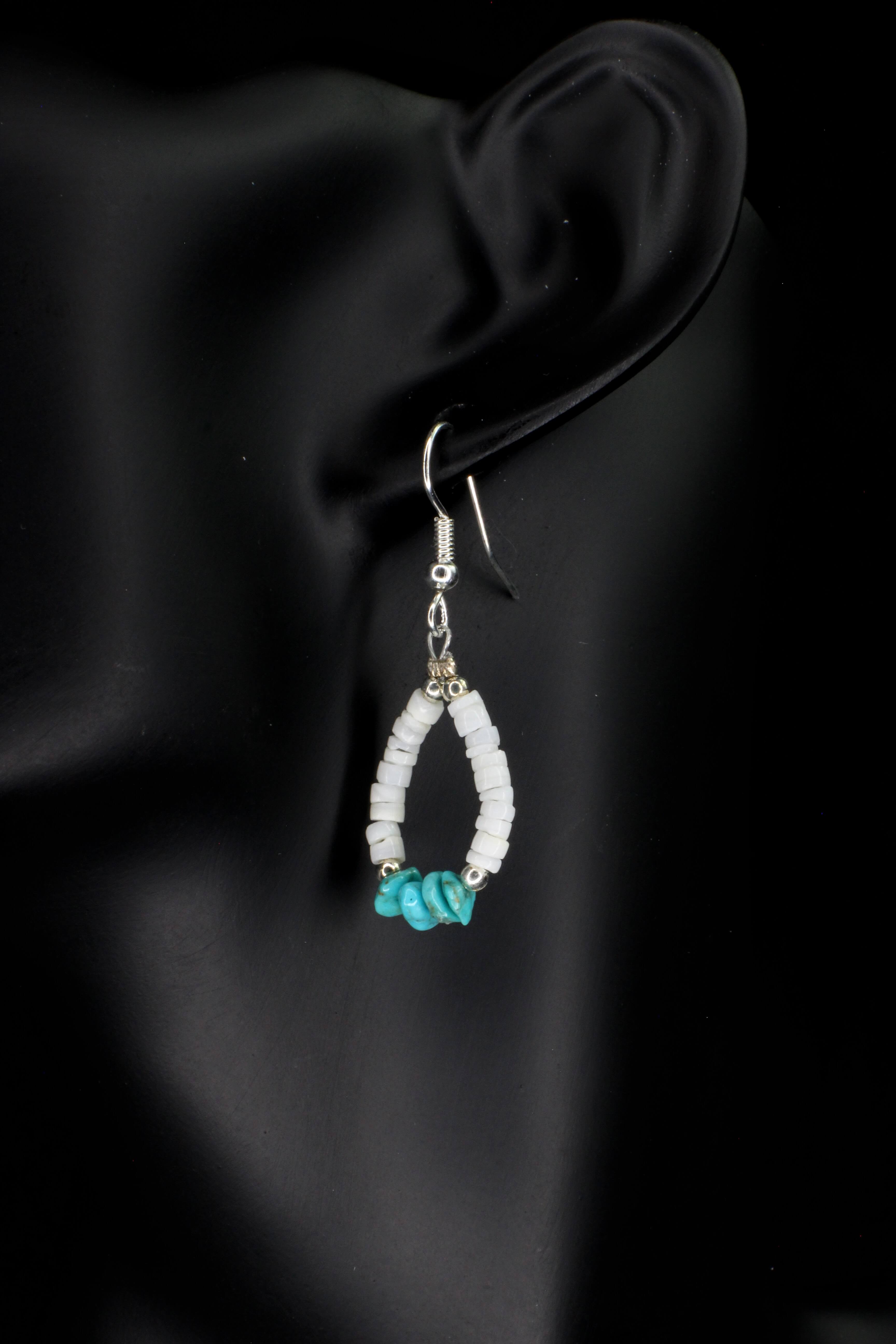White Clam Shell & Turquoise