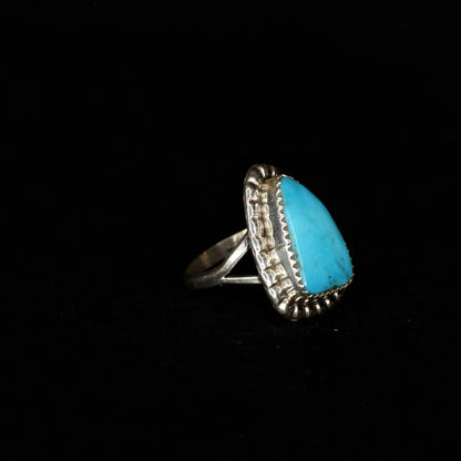 Bermuda Triangle Ring | Size 6