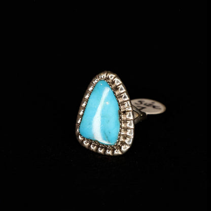 Bermuda Triangle Ring | Size 6
