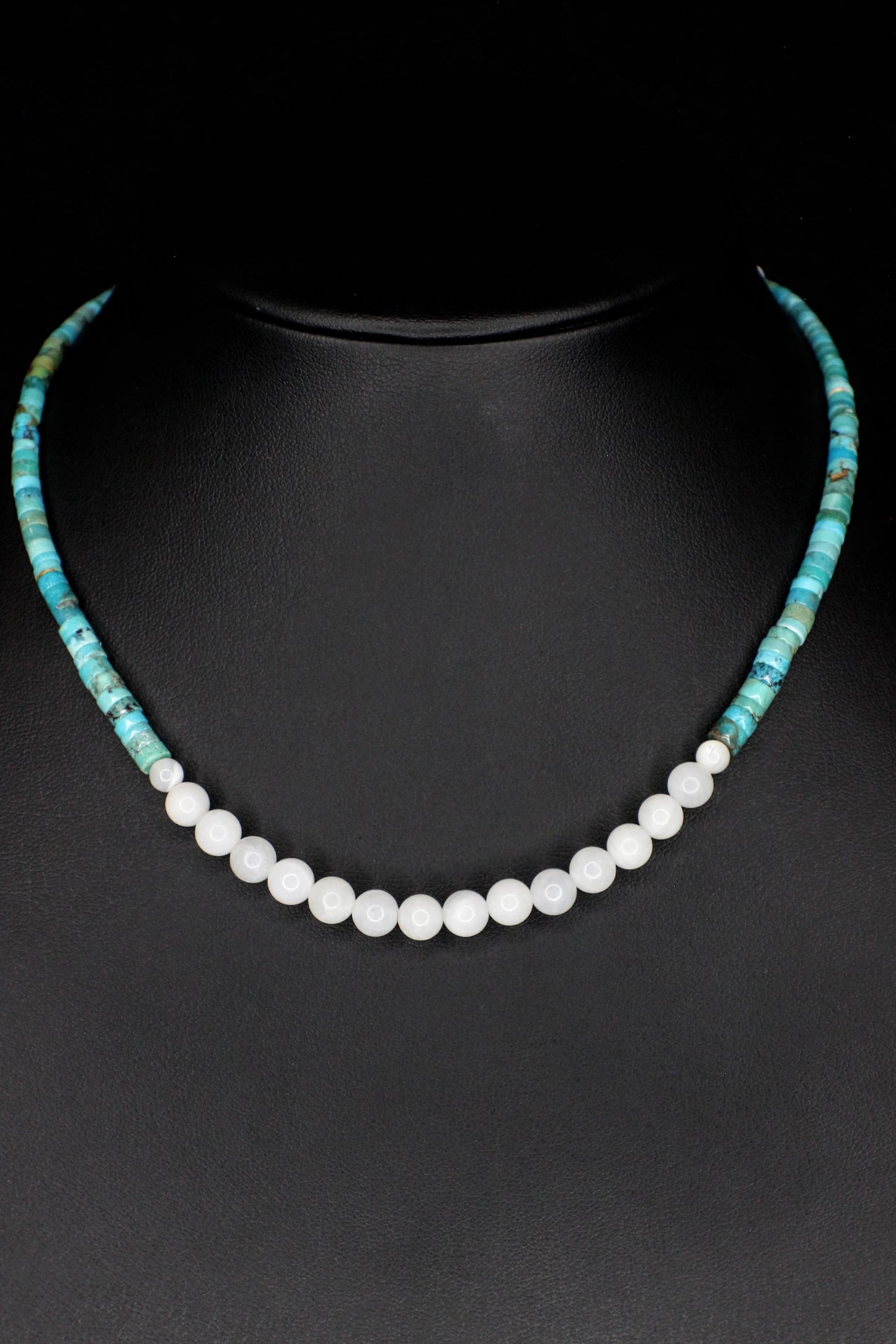 Glittering World Choker