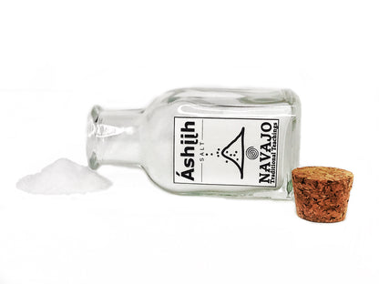 Áshįįh (Salt)